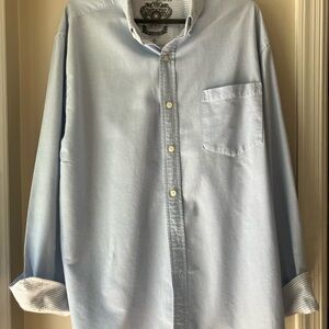 Nautica Jean Shirt in excellent condition. Size XL in 100 % cotton.